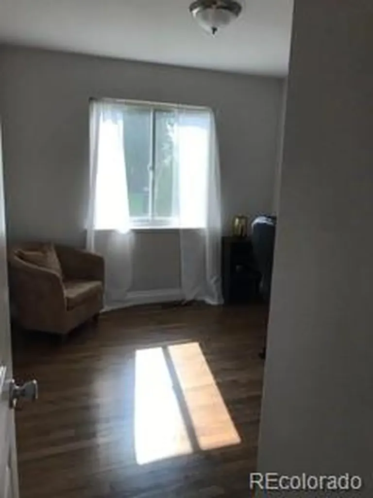 2895 Eudora Street Denver CO 80207