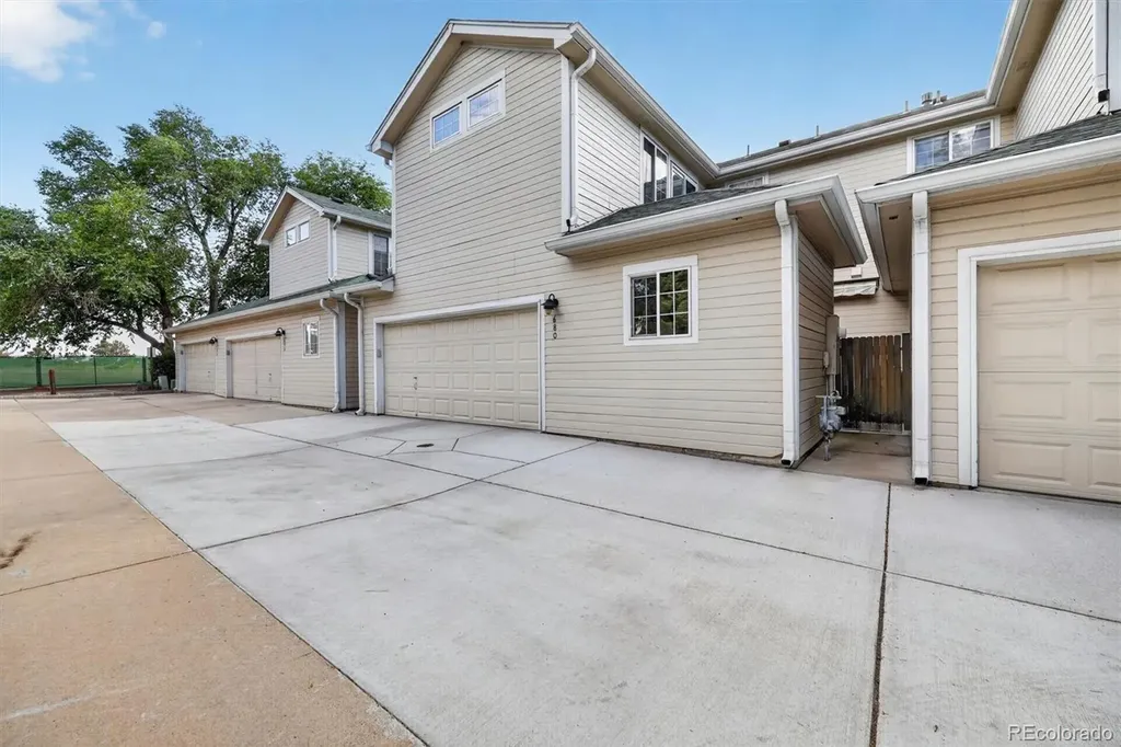 680 S Yarrow Street Lakewood CO 80226