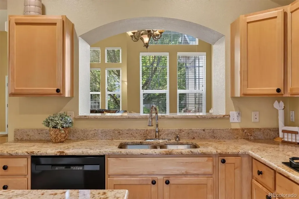 680 S Yarrow Street Lakewood CO 80226