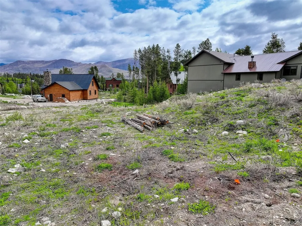 118 GCR 4947 Grand Lake CO 80447