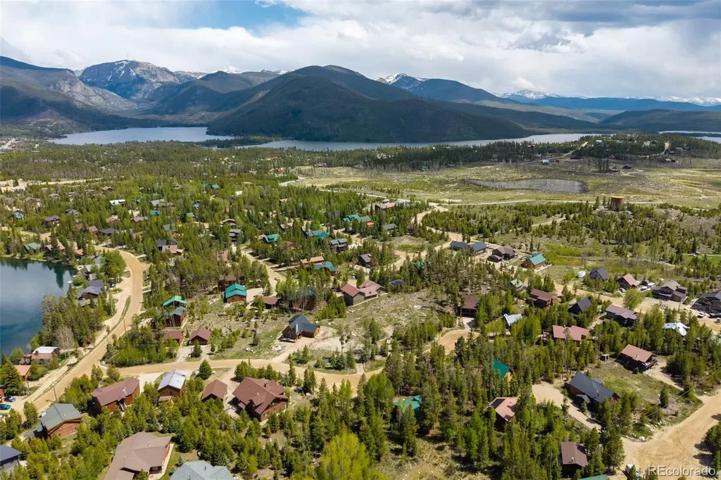 118 GCR 4947 Grand Lake CO 80447
