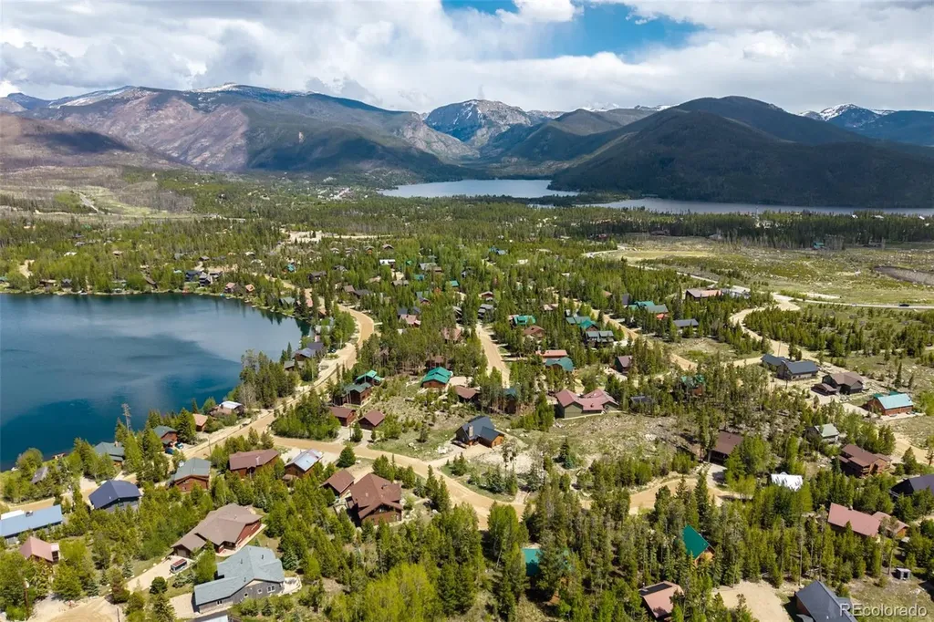 118 GCR 4947 Grand Lake CO 80447