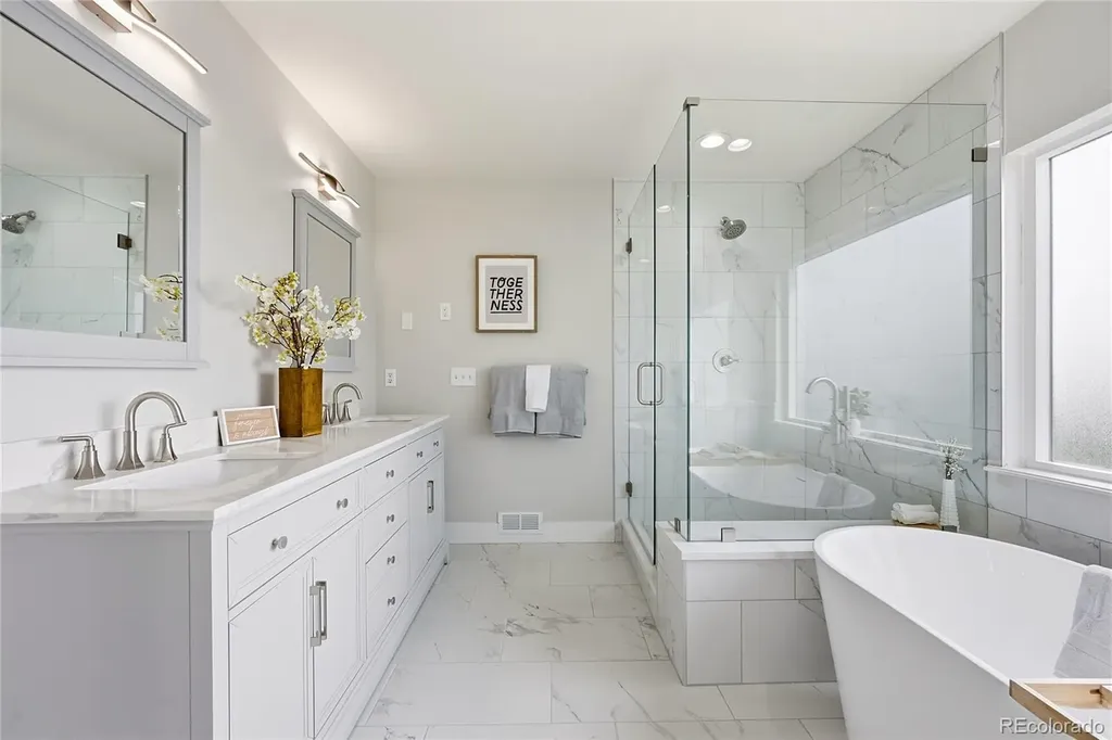 21879 E Davies Circle Aurora CO 80016