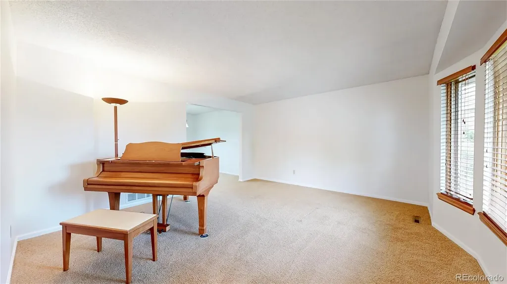 1334 E Irish Place Centennial CO 80122