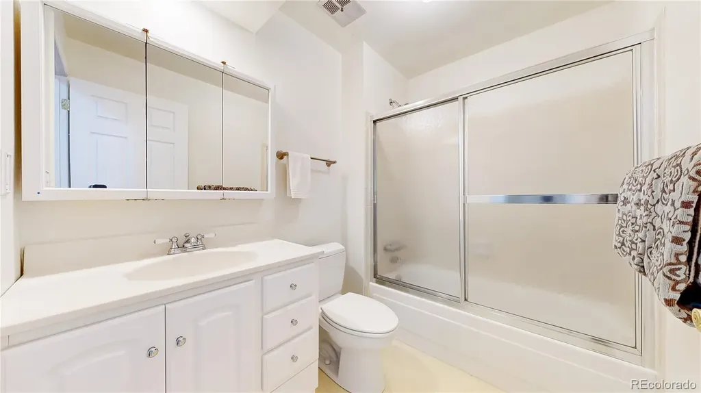 1334 E Irish Place Centennial CO 80122