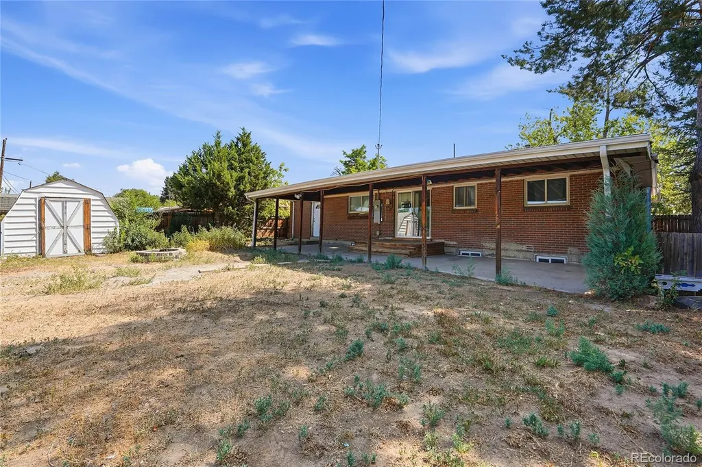 2541 Billings Street Aurora CO 80011