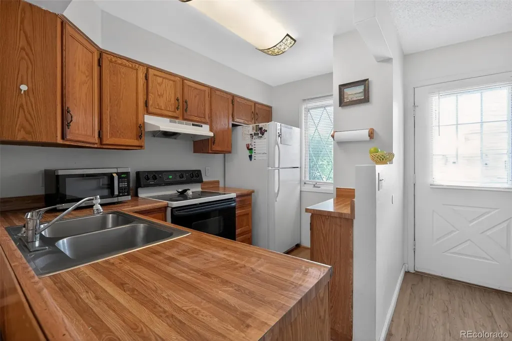 1261 S Idalia Street Aurora CO 80017