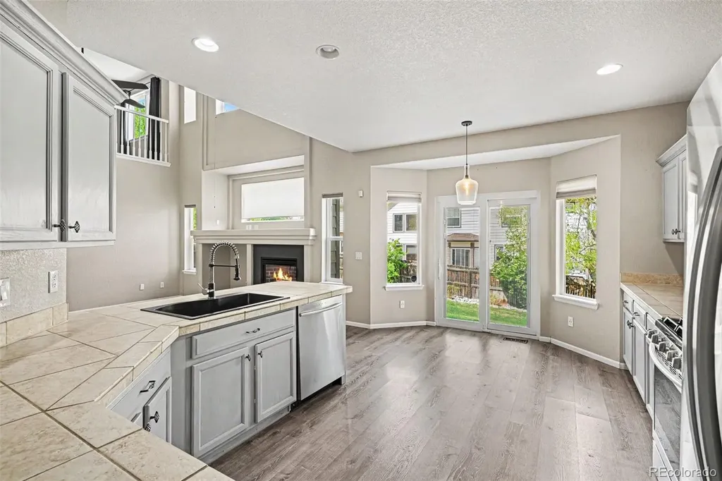 6019 S Ukraine Circle Aurora CO 80015