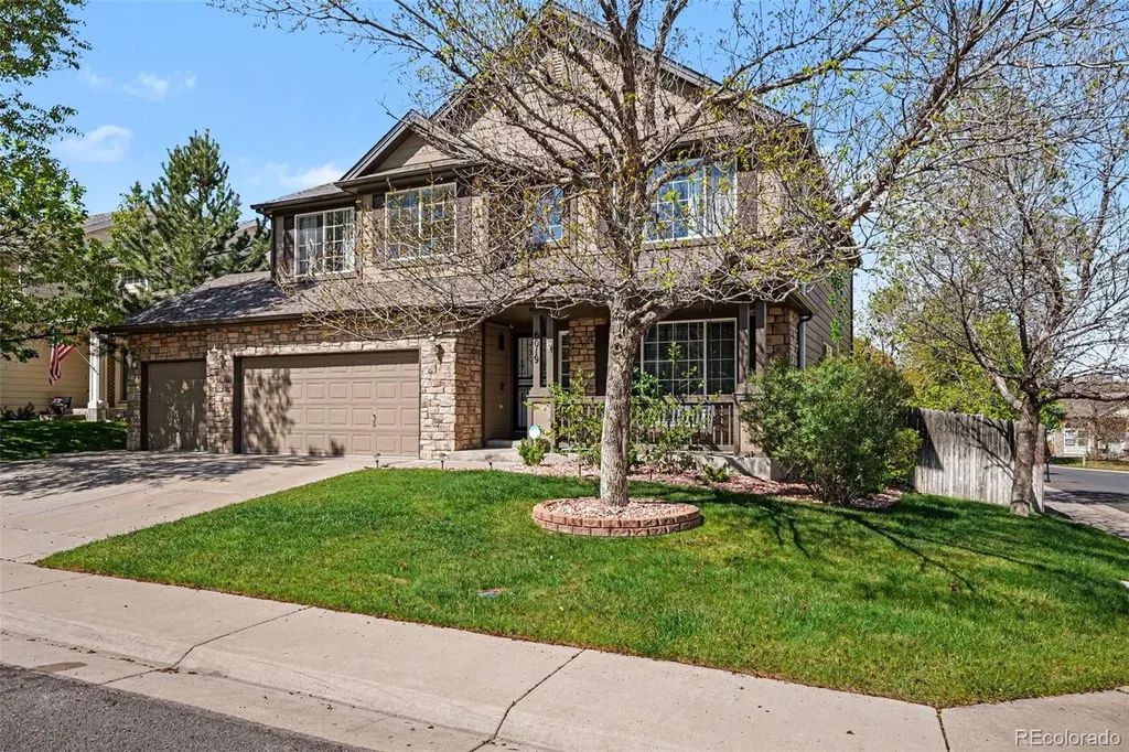 6019 S Ukraine Circle Aurora CO 80015