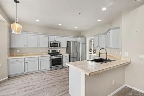 6019 S Ukraine Circle Aurora CO 80015