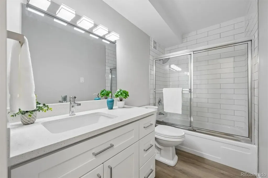 595 S Alton Way Denver CO 80247