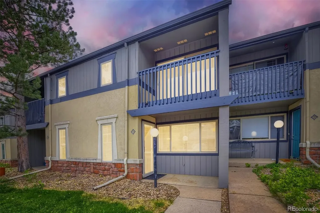 790 W Moorhead Circle Boulder CO 80305
