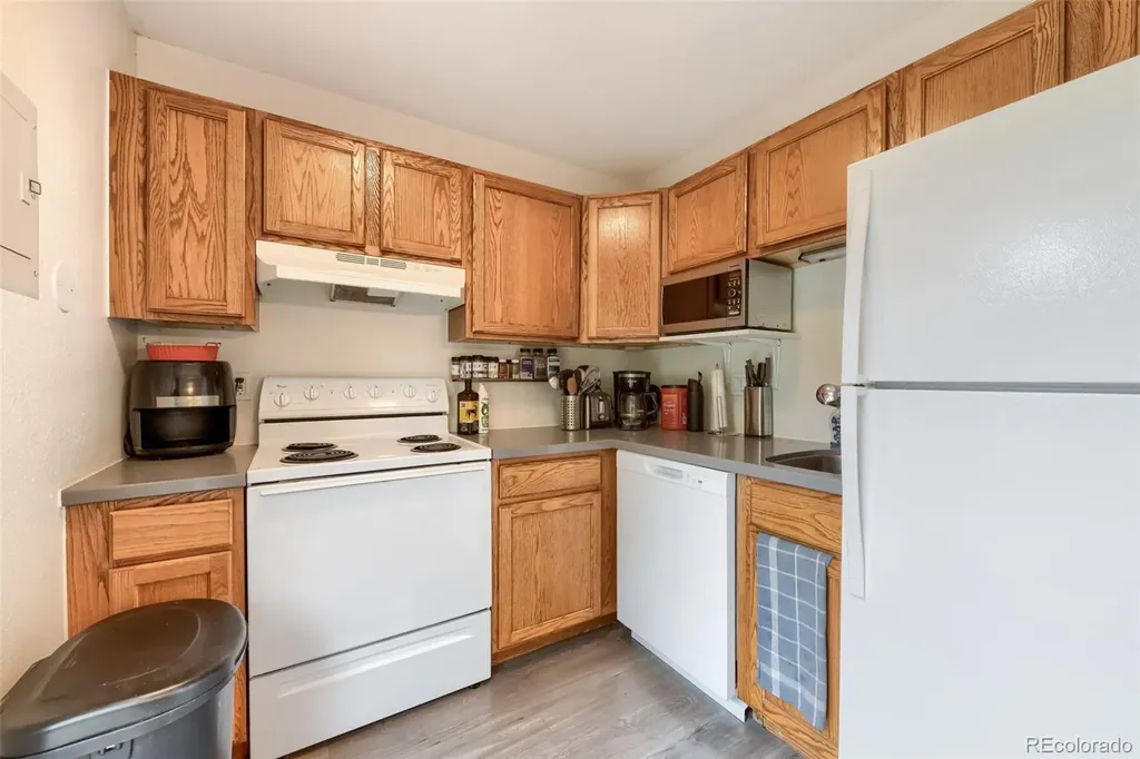 790 W Moorhead Circle Boulder CO 80305
