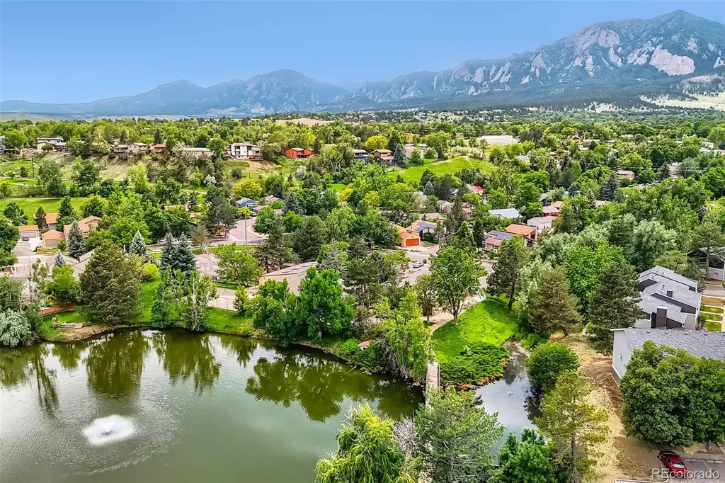 790 W Moorhead Circle Boulder CO 80305
