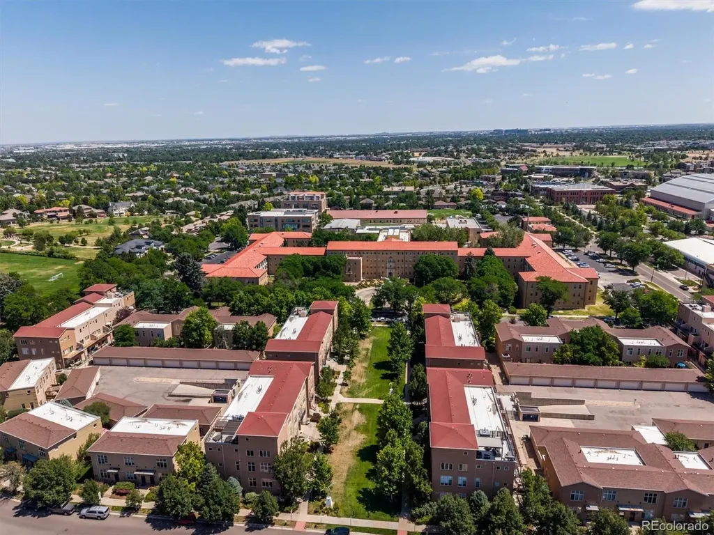 220 Roslyn Street Denver CO 80230