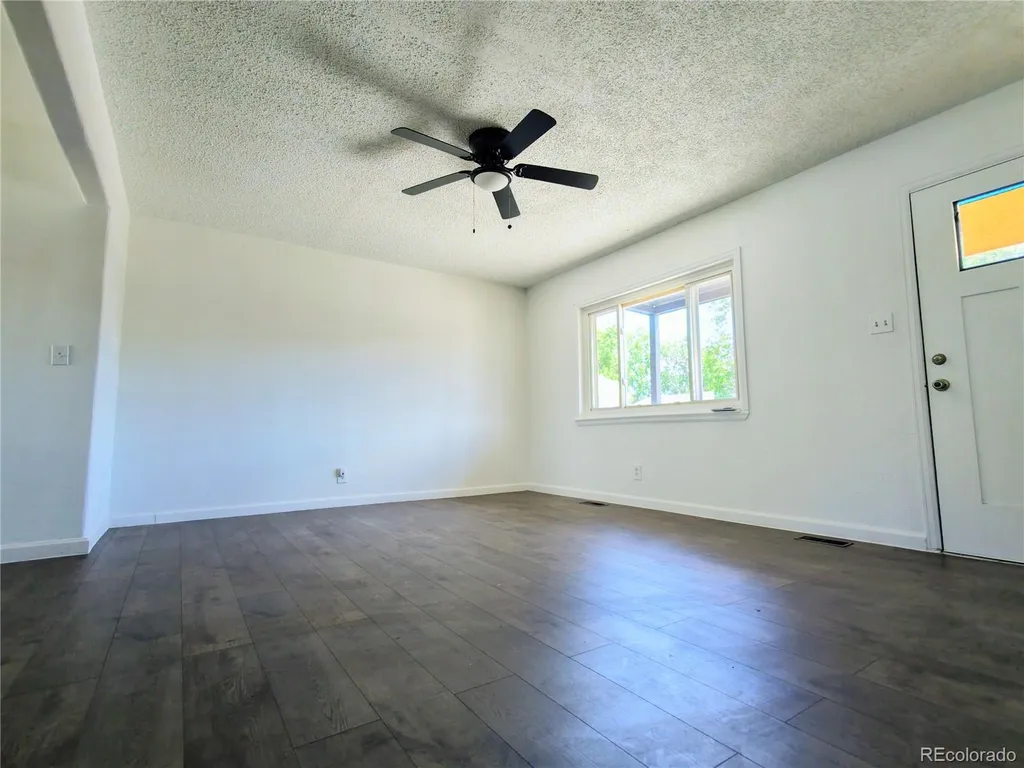 12321 Randolph Place Denver CO 80239