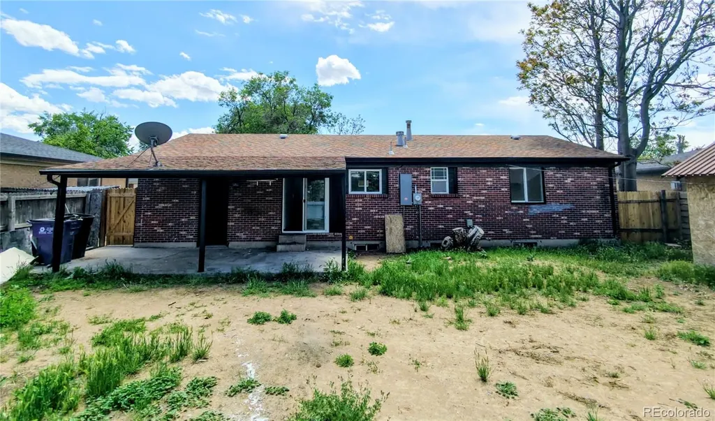 12321 Randolph Place Denver CO 80239