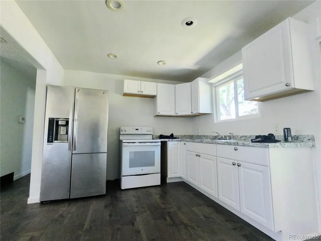 12321 Randolph Place Denver CO 80239