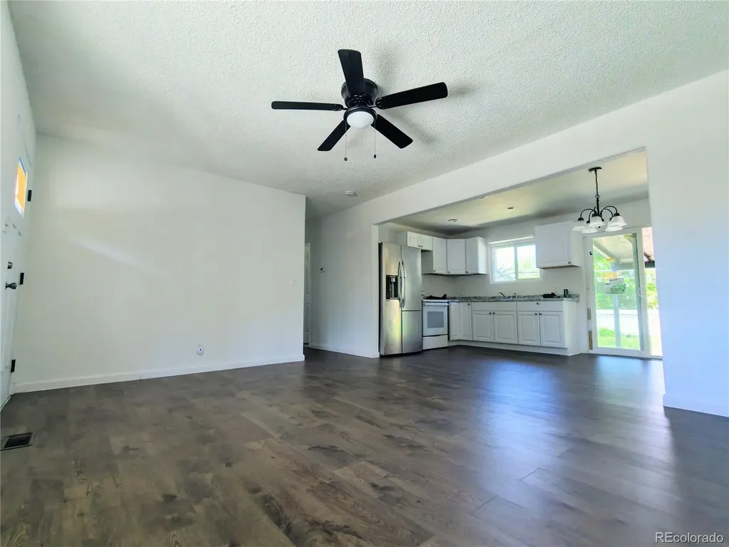 12321 Randolph Place Denver CO 80239