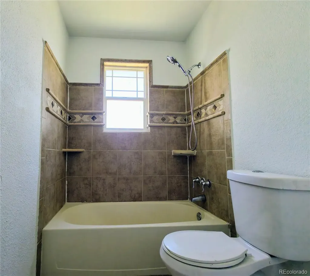 12321 Randolph Place Denver CO 80239