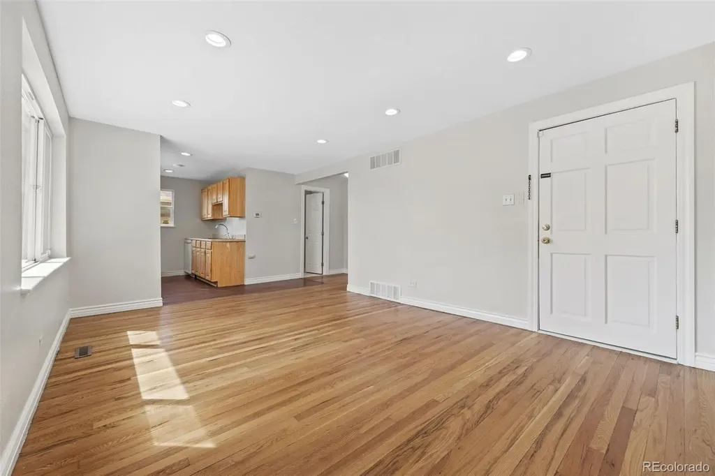 4956 Umatilla Street Denver CO 80221