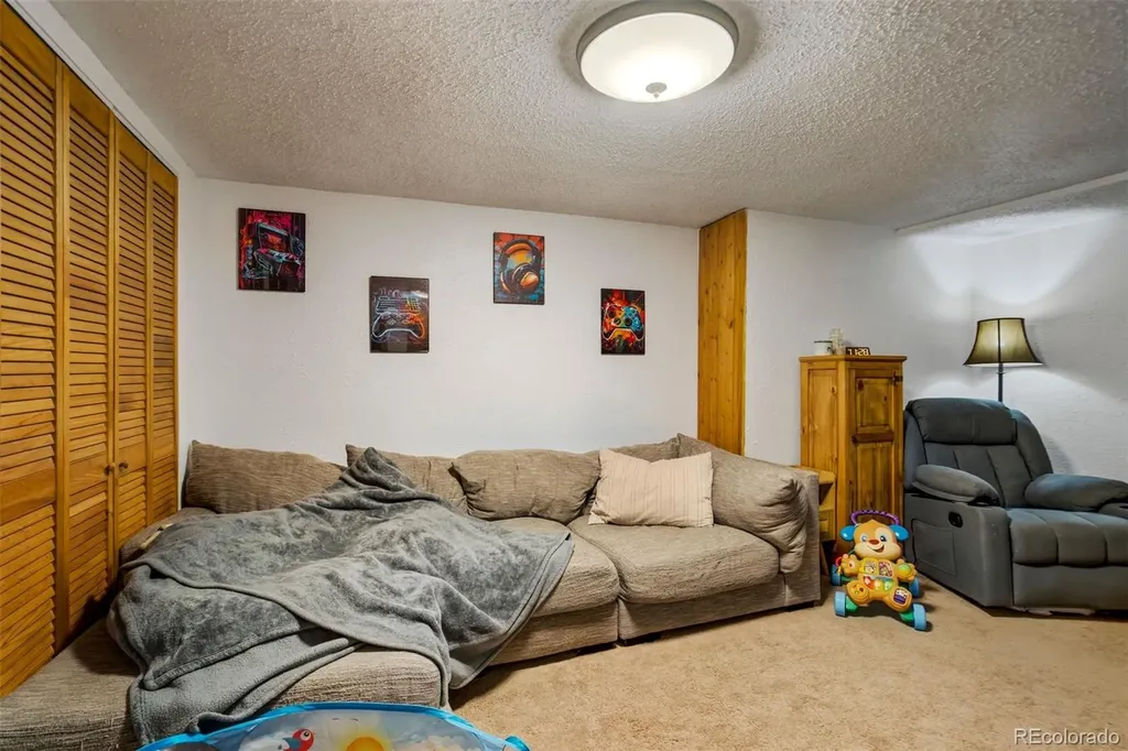 956 Boulder Street Calhan CO 80808