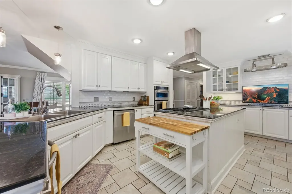 10826 N 75th Street Longmont CO 80503