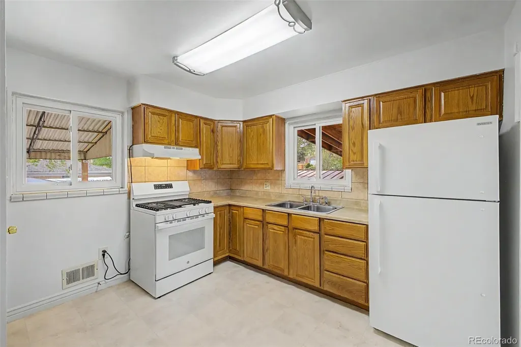 10488 Lafayette Street Northglenn CO 80233