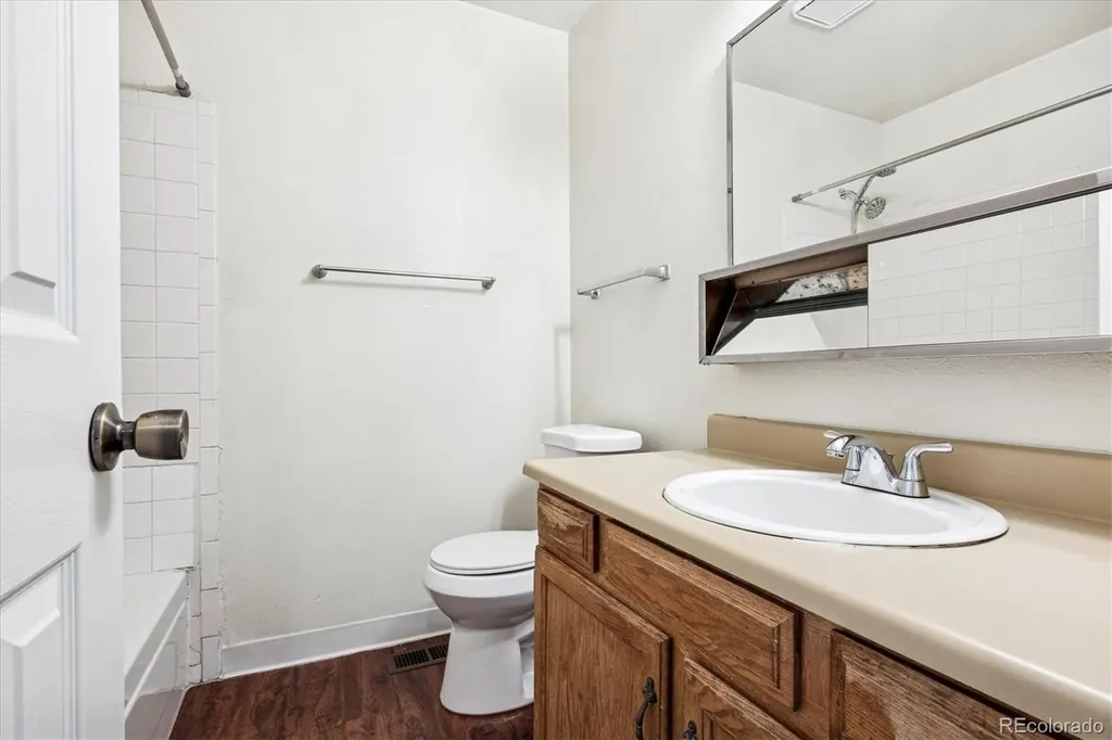17693 E Loyola Drive Aurora CO 80013
