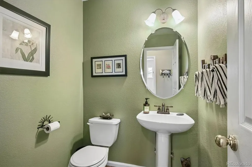 10705 W Parkhill Avenue Littleton CO 80127