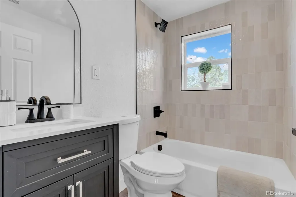 3715 N Jackson Street Denver CO 80205