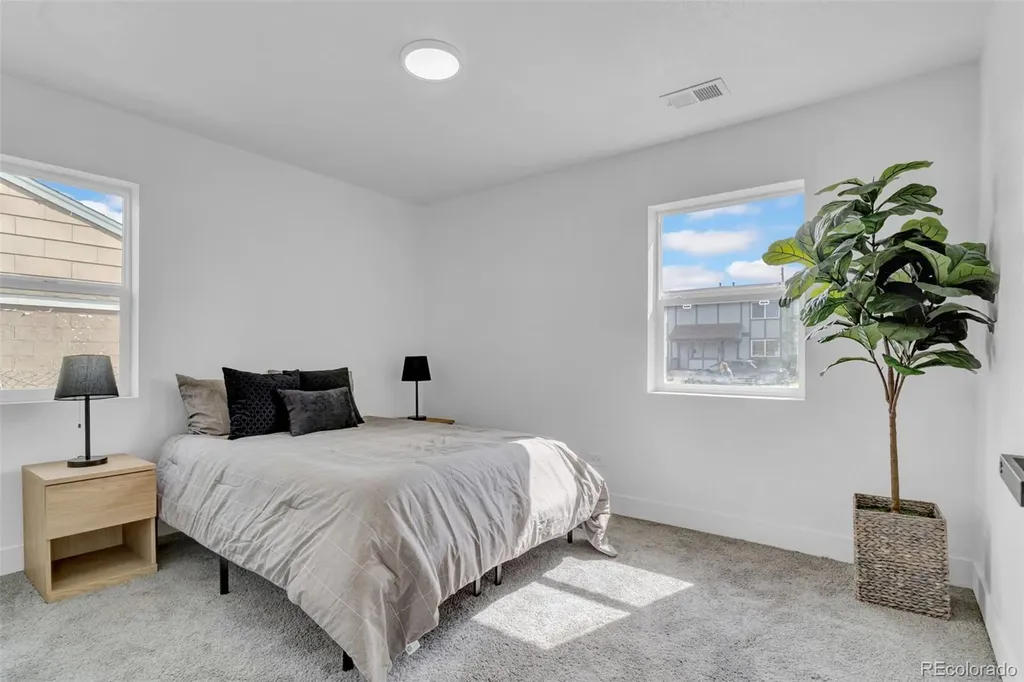 3715 N Jackson Street Denver CO 80205