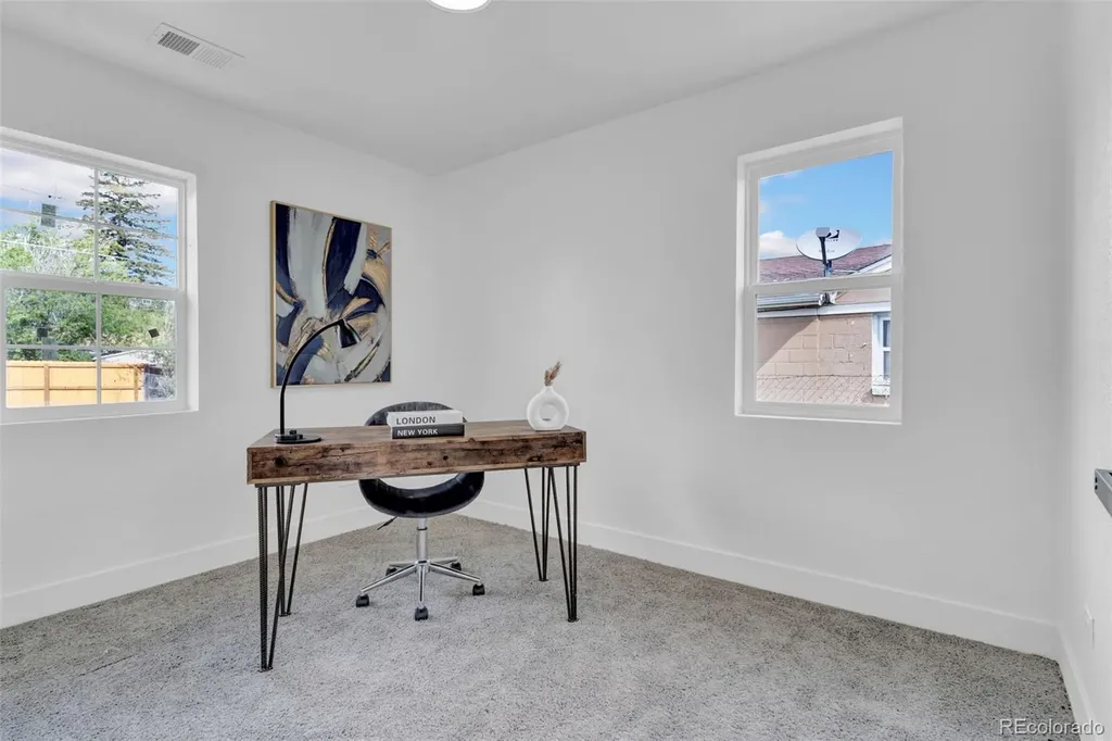 3715 N Jackson Street Denver CO 80205