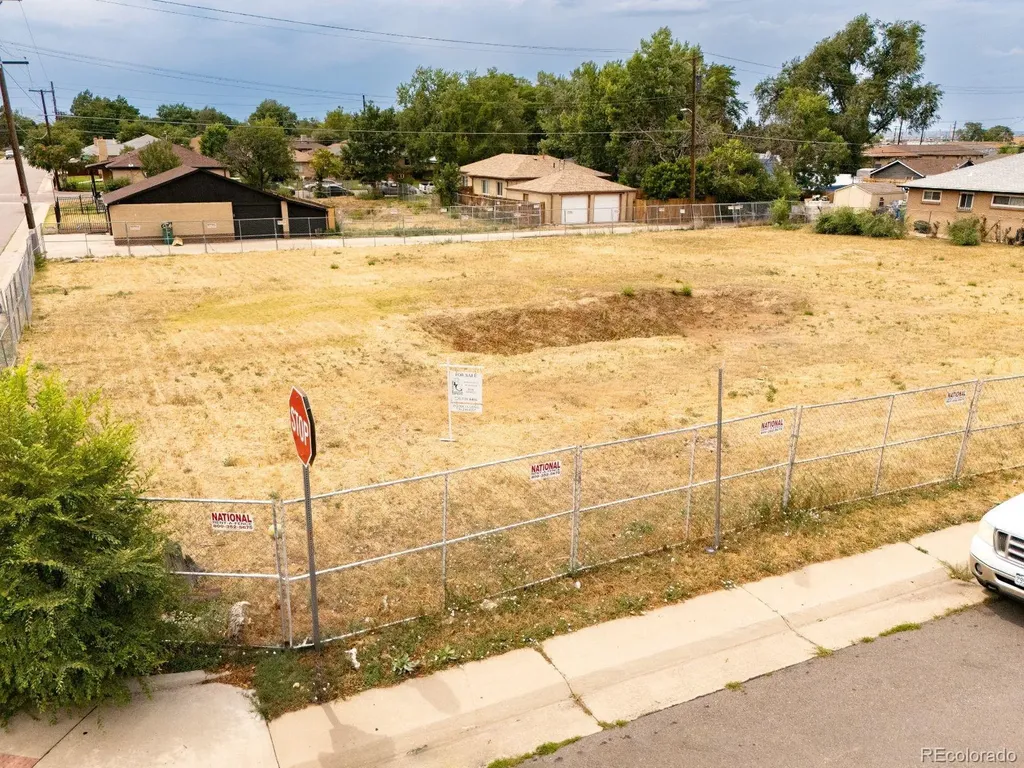 3607 Grape Street Denver CO 80207