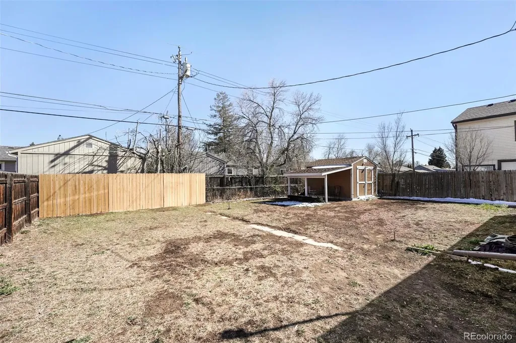 890 Nome Street Aurora CO 80010