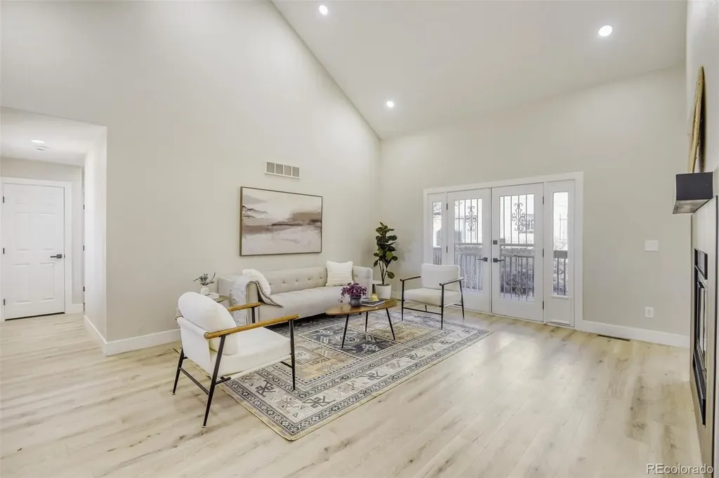 8344 E Radcliff Avenue Denver CO 80237