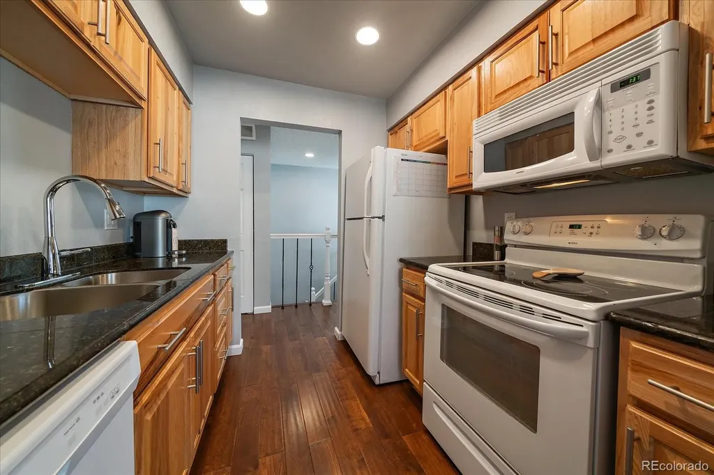 8414 S Everett Way Littleton CO 80128