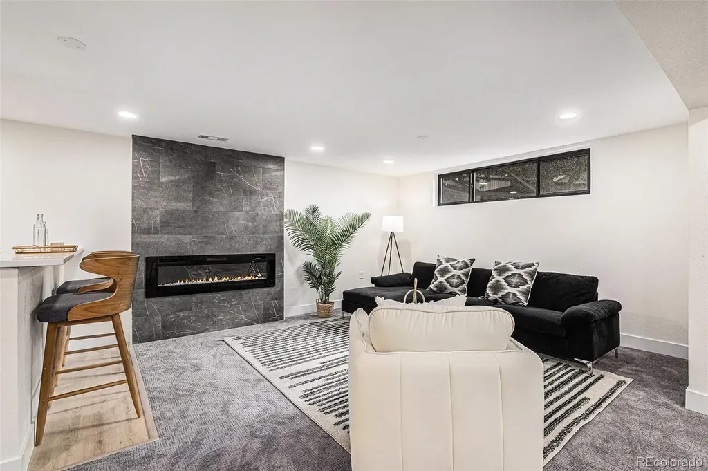 2140 Tabor Drive Lakewood CO 80215
