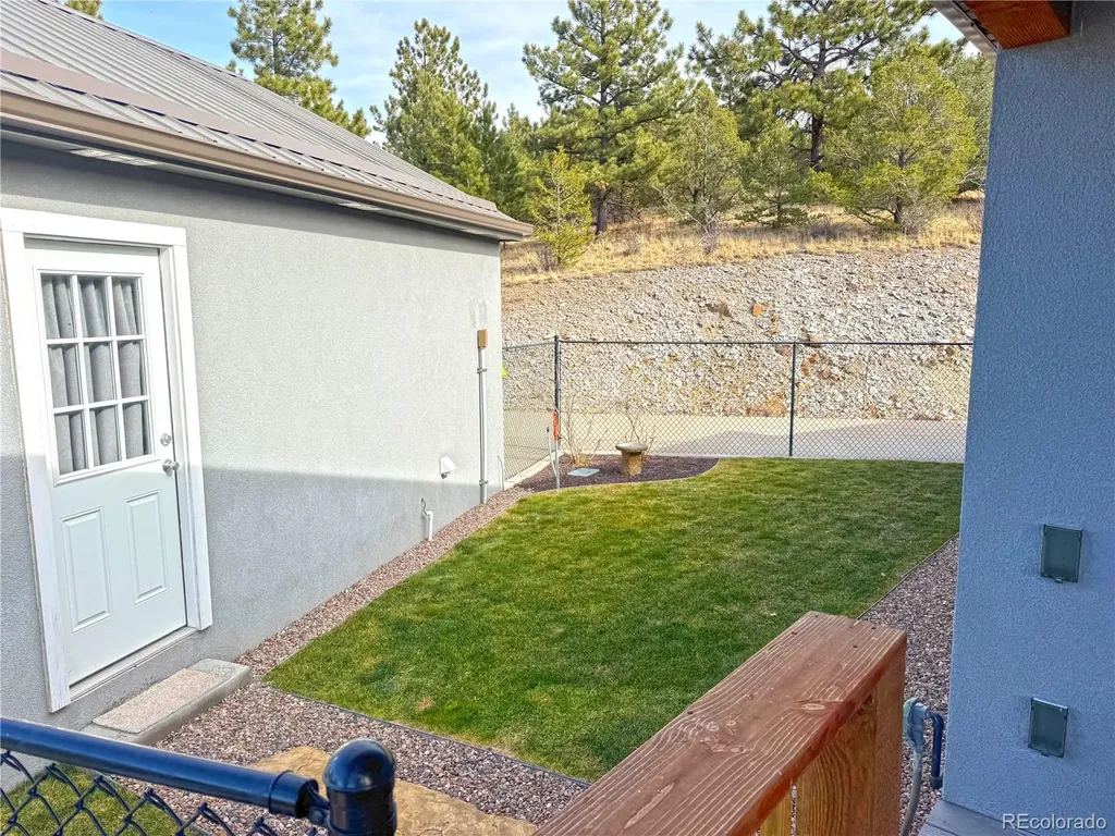 563 S Kankakee Road Westcliffe CO 81252