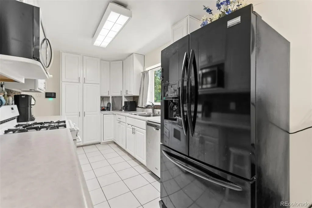 3397 W Tanforan Drive Englewood CO 80110