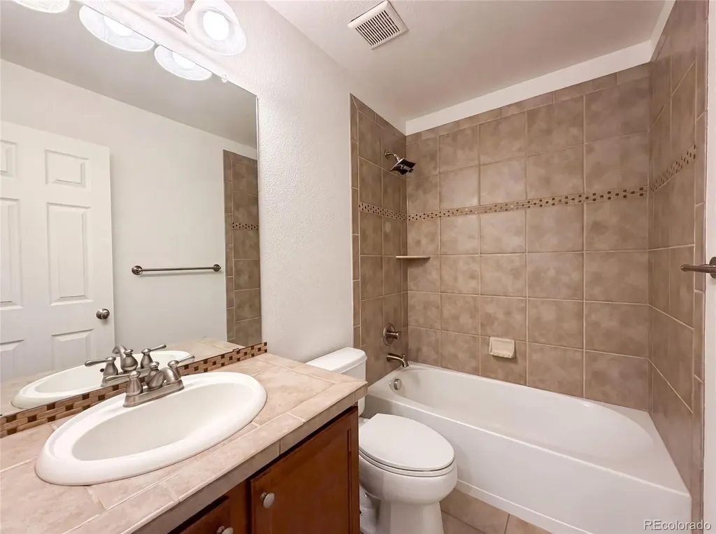 2232 Whistler Drive Longmont CO 80504