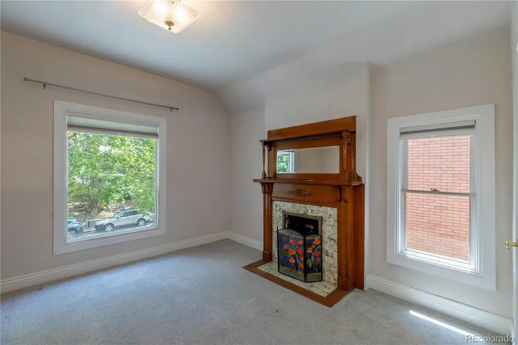 1361 Elizabeth Street Denver CO 80206