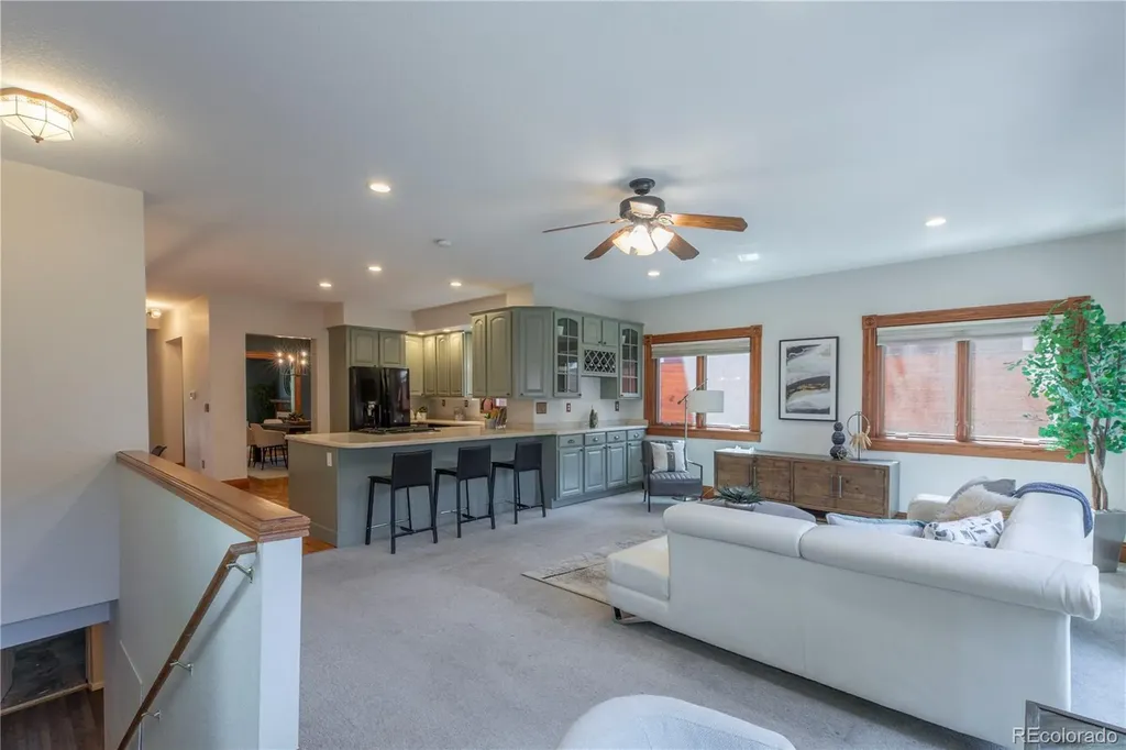 1361 Elizabeth Street Denver CO 80206