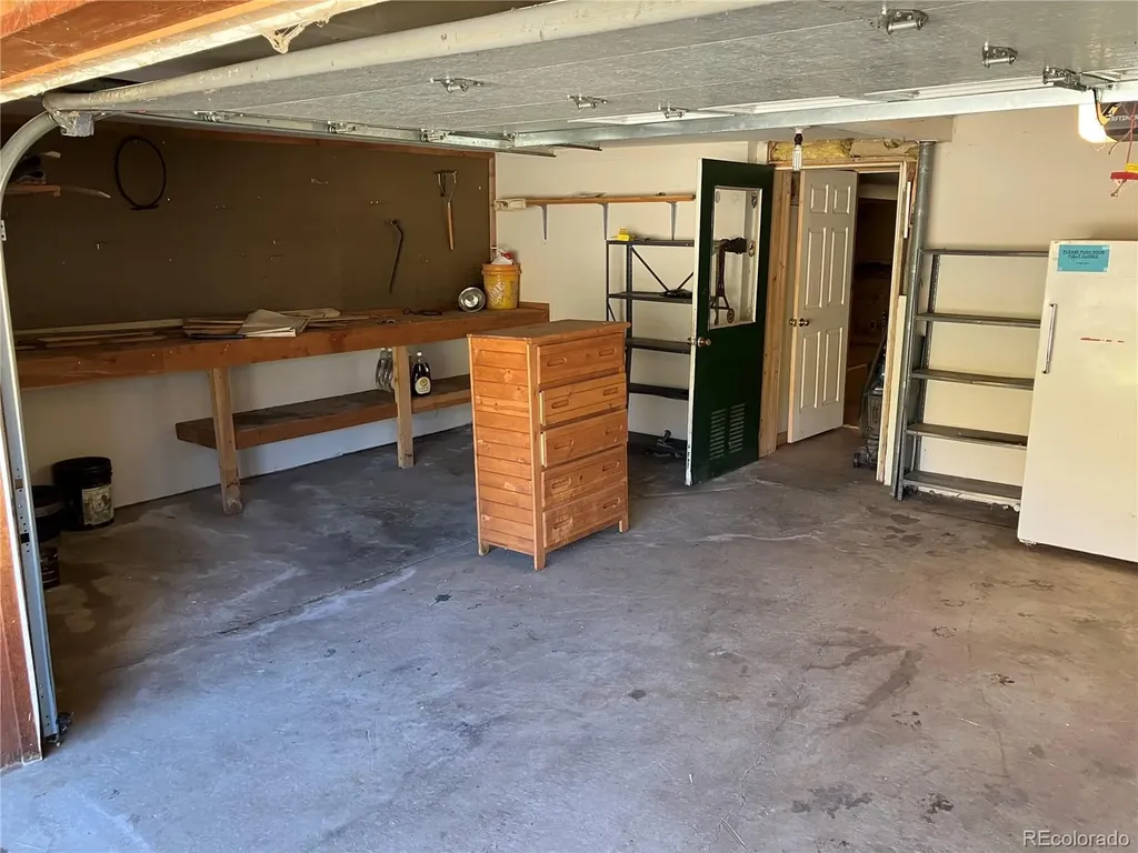 43090 Cr-397 Granite CO 81228