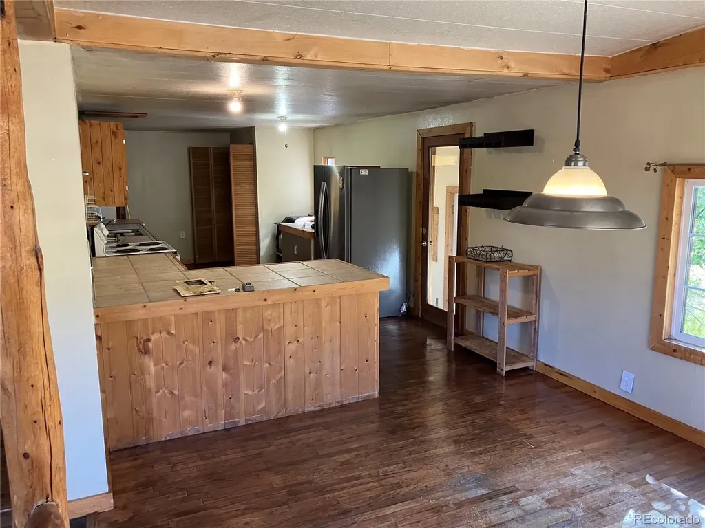 43090 Cr-397 Granite CO 81228
