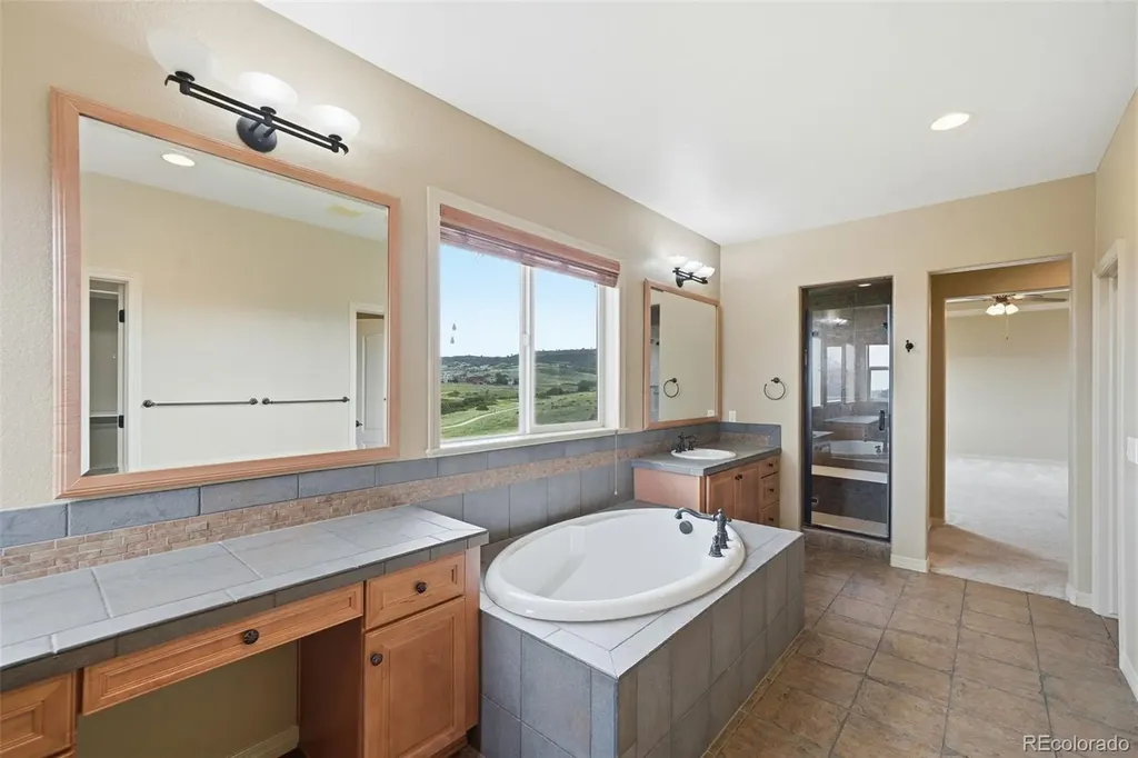 10977 Glengate Circle Littleton CO 80130