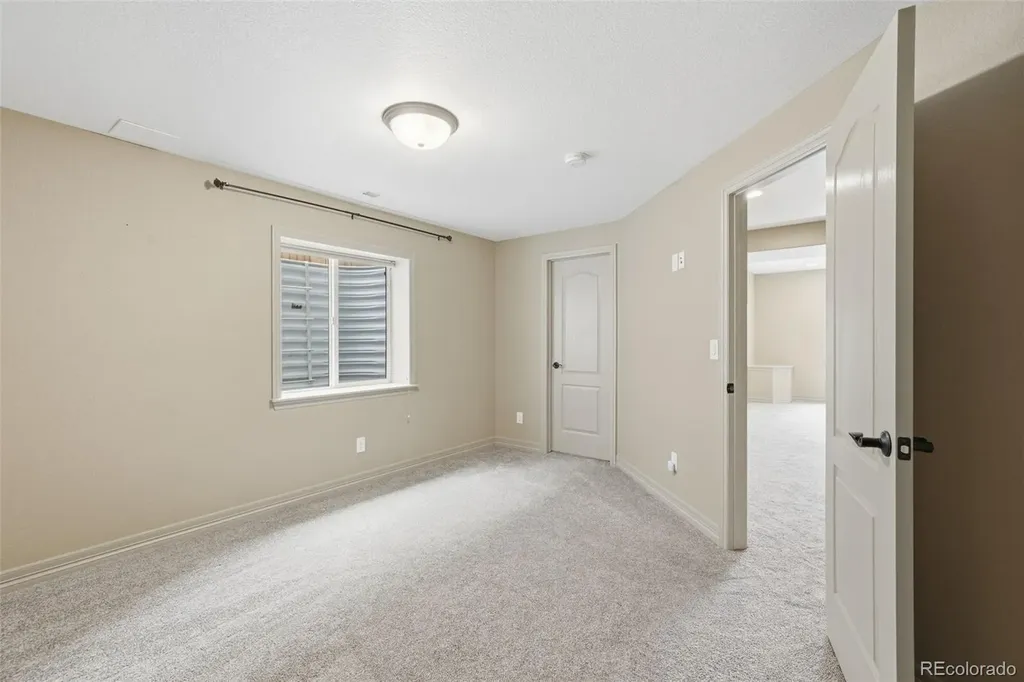 10977 Glengate Circle Littleton CO 80130