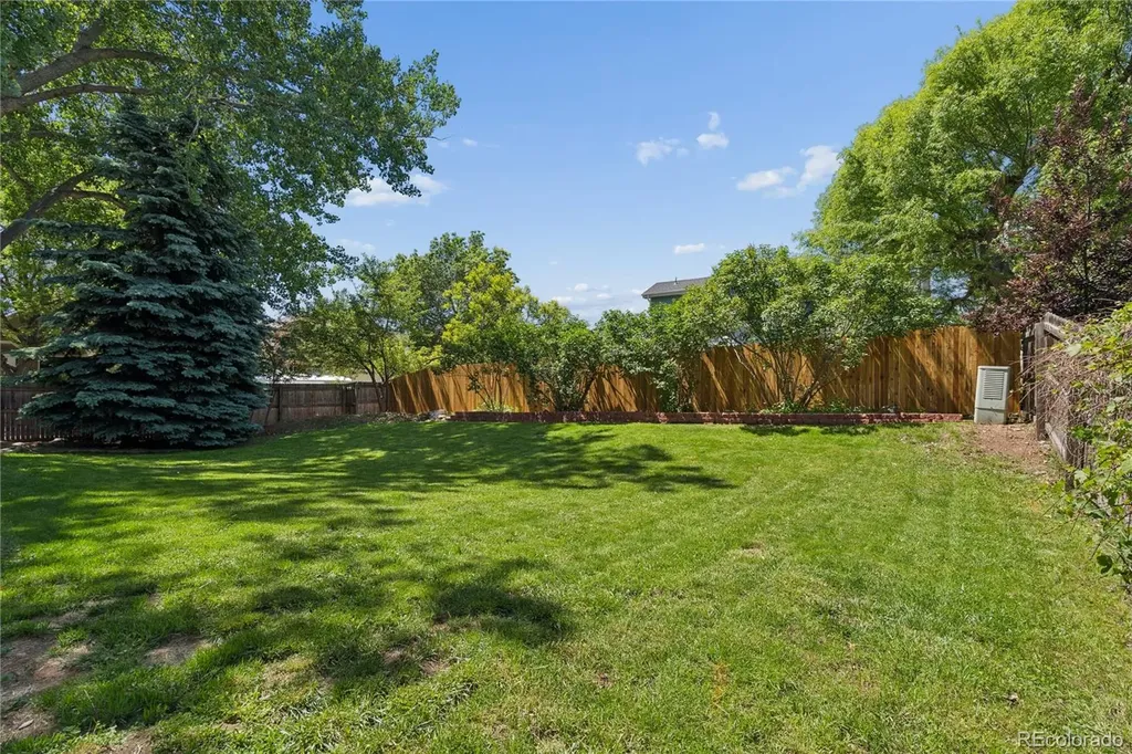 11102 W Frost Avenue Littleton CO 80127