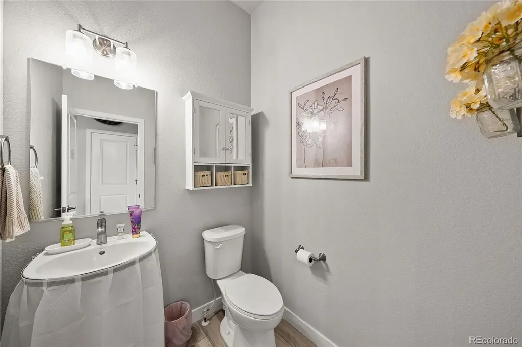 5165 Lake Terrace Lane Longmont CO 80504