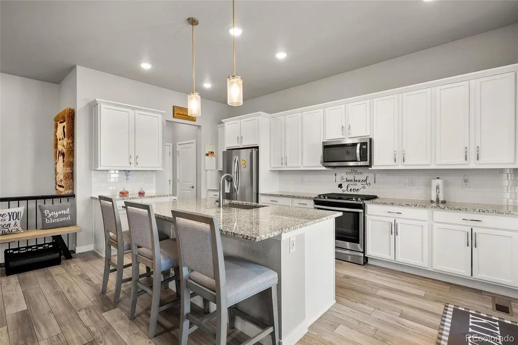 5165 Lake Terrace Lane Longmont CO 80504